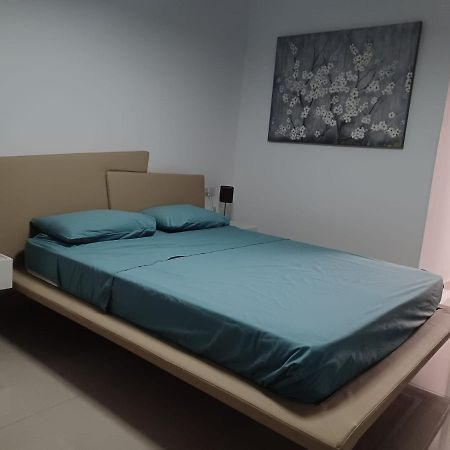 Sliema Apartment Close To Beach Ngoại thất bức ảnh